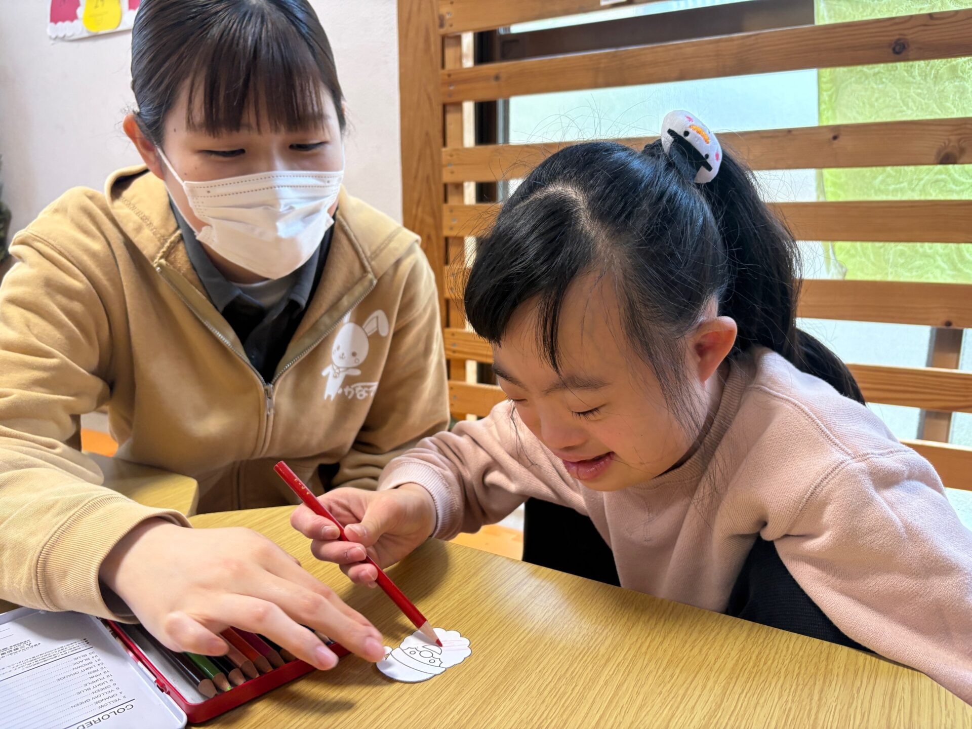 12月24日(水)  ぴょんぴょんサンタ制作&中高生野外活動