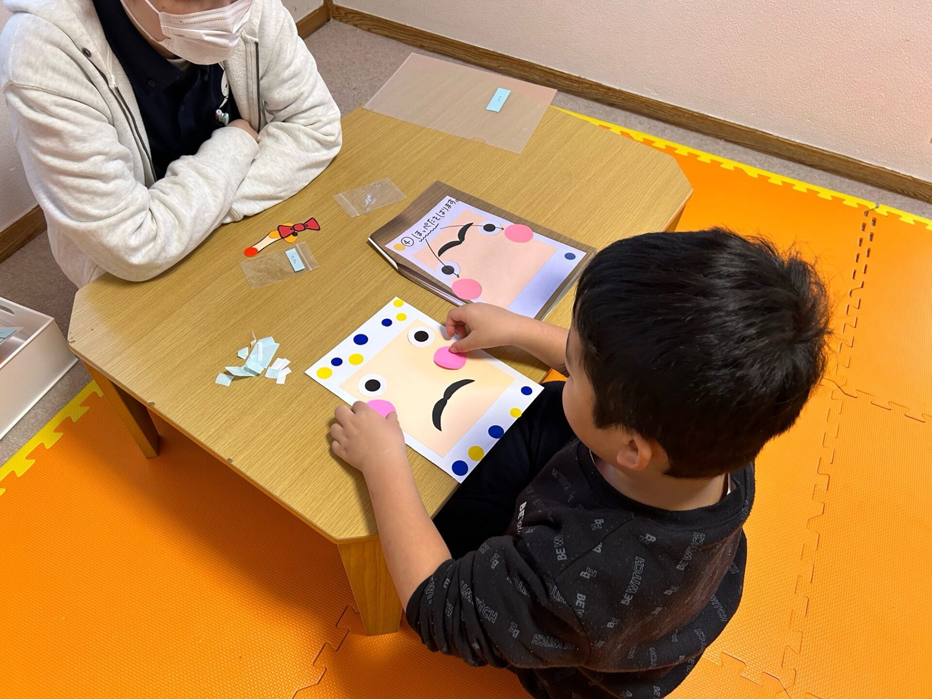 1月26日(金)  福笑いでひょっとこさん