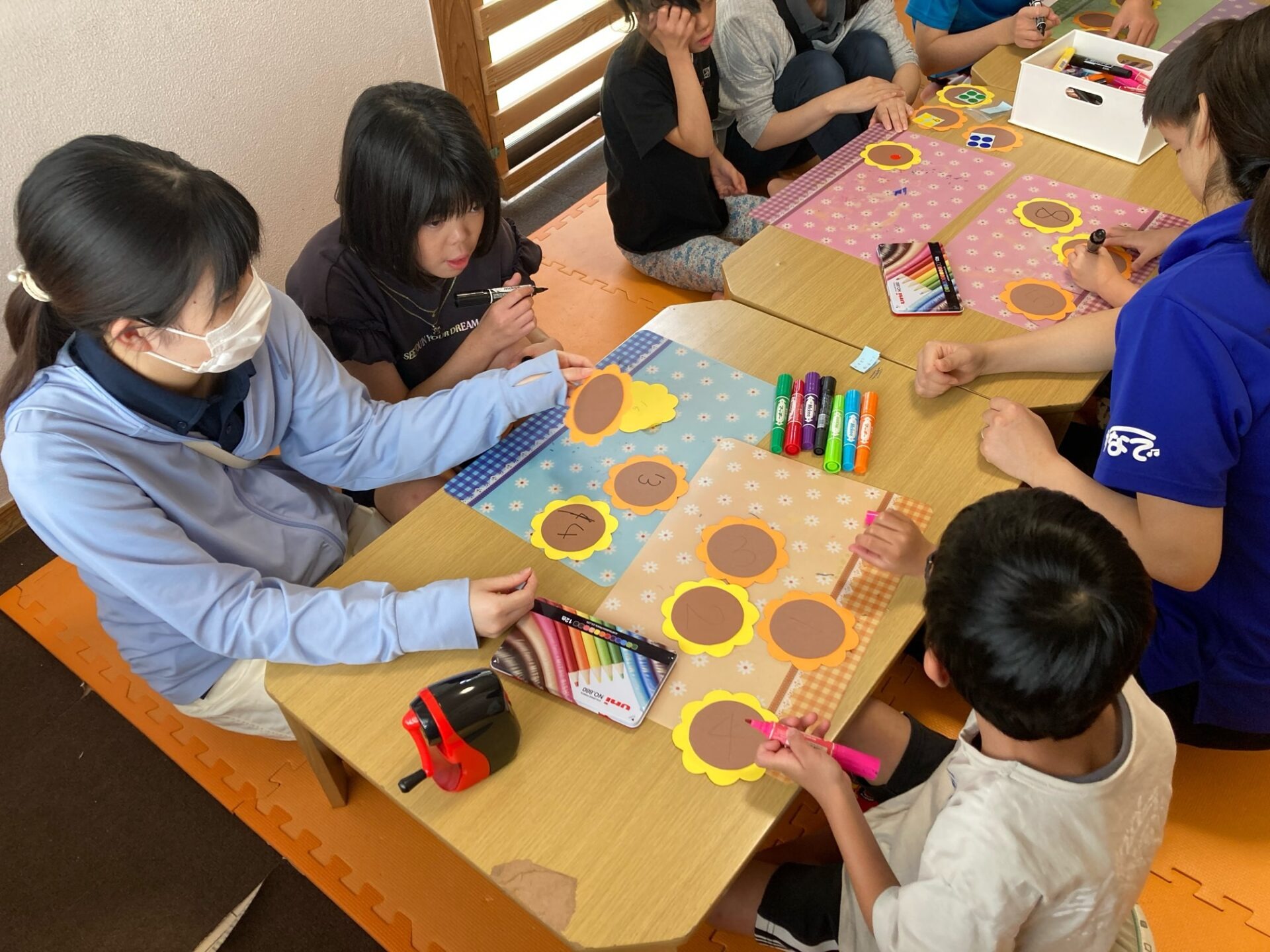 7月26日(土)  8月のカレンダー制作