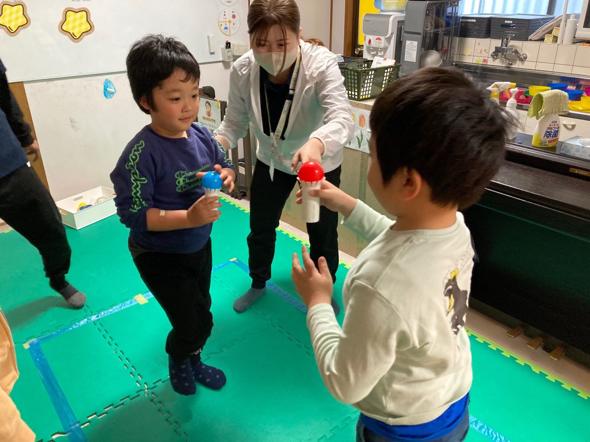 4月15日(月)  アイスクリーム対決