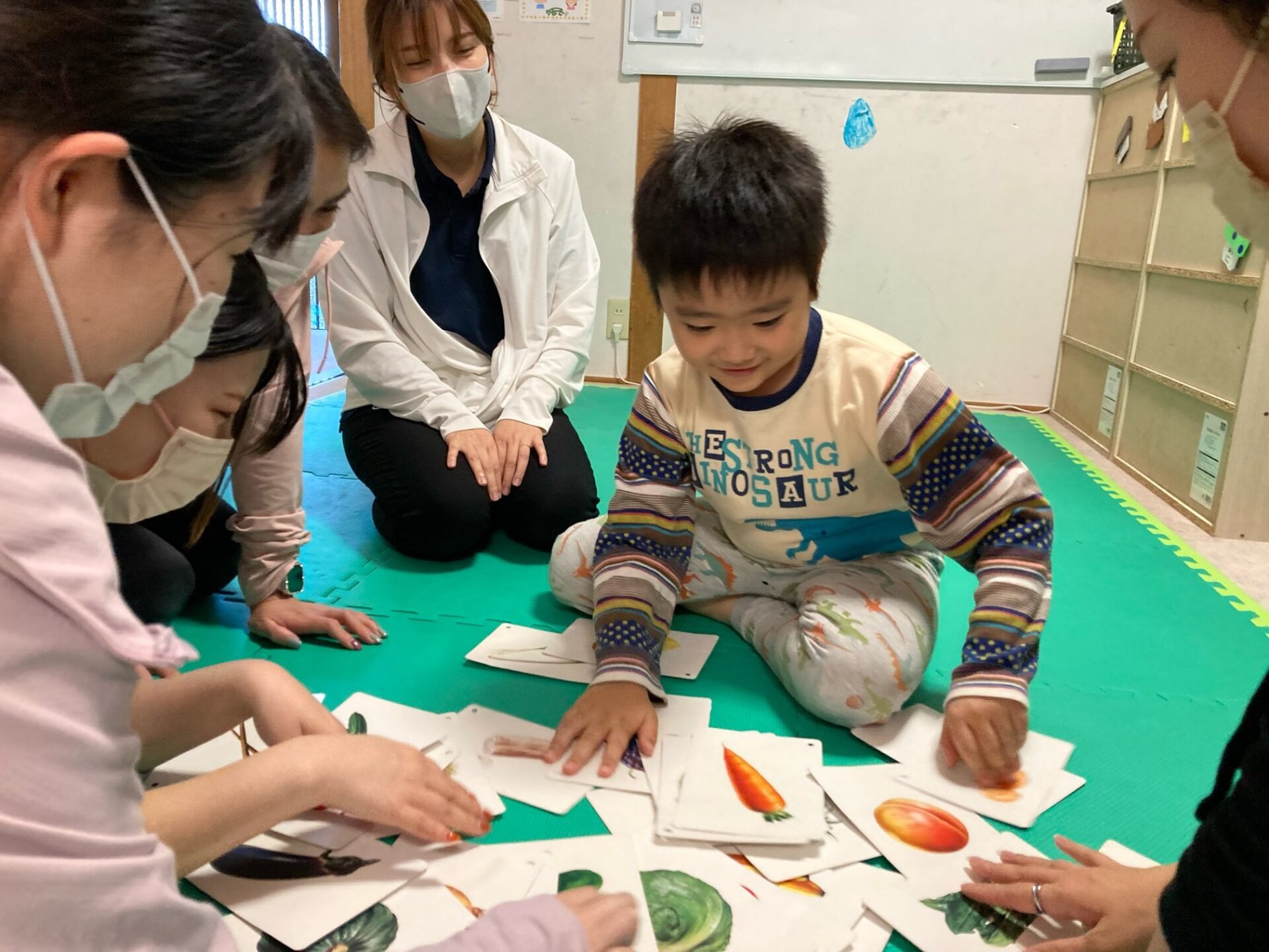 10月16日(月)  カードを探せ！