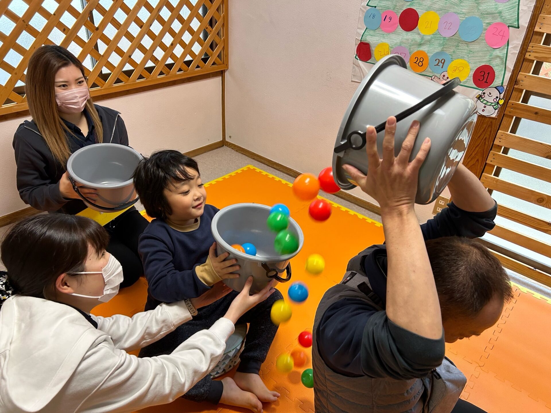 12月18日(月)  バケツリレー