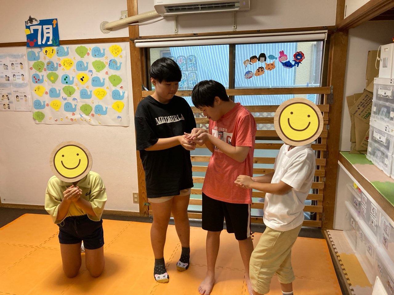 7月18日(金)  クリップを持っている人を探せ！