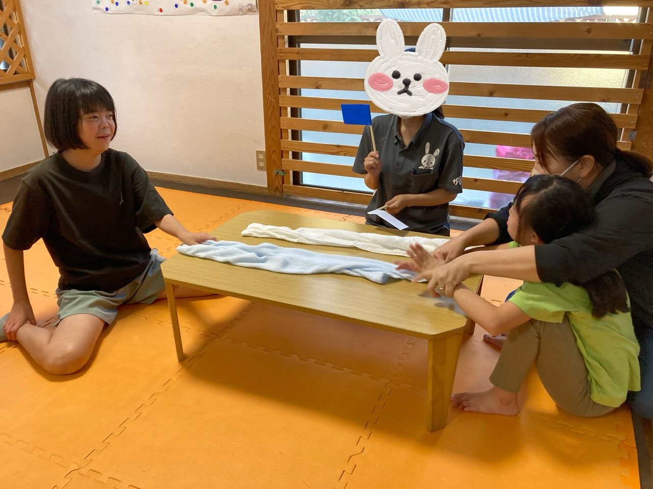 10月9日(木)  タオル取りゲーム
