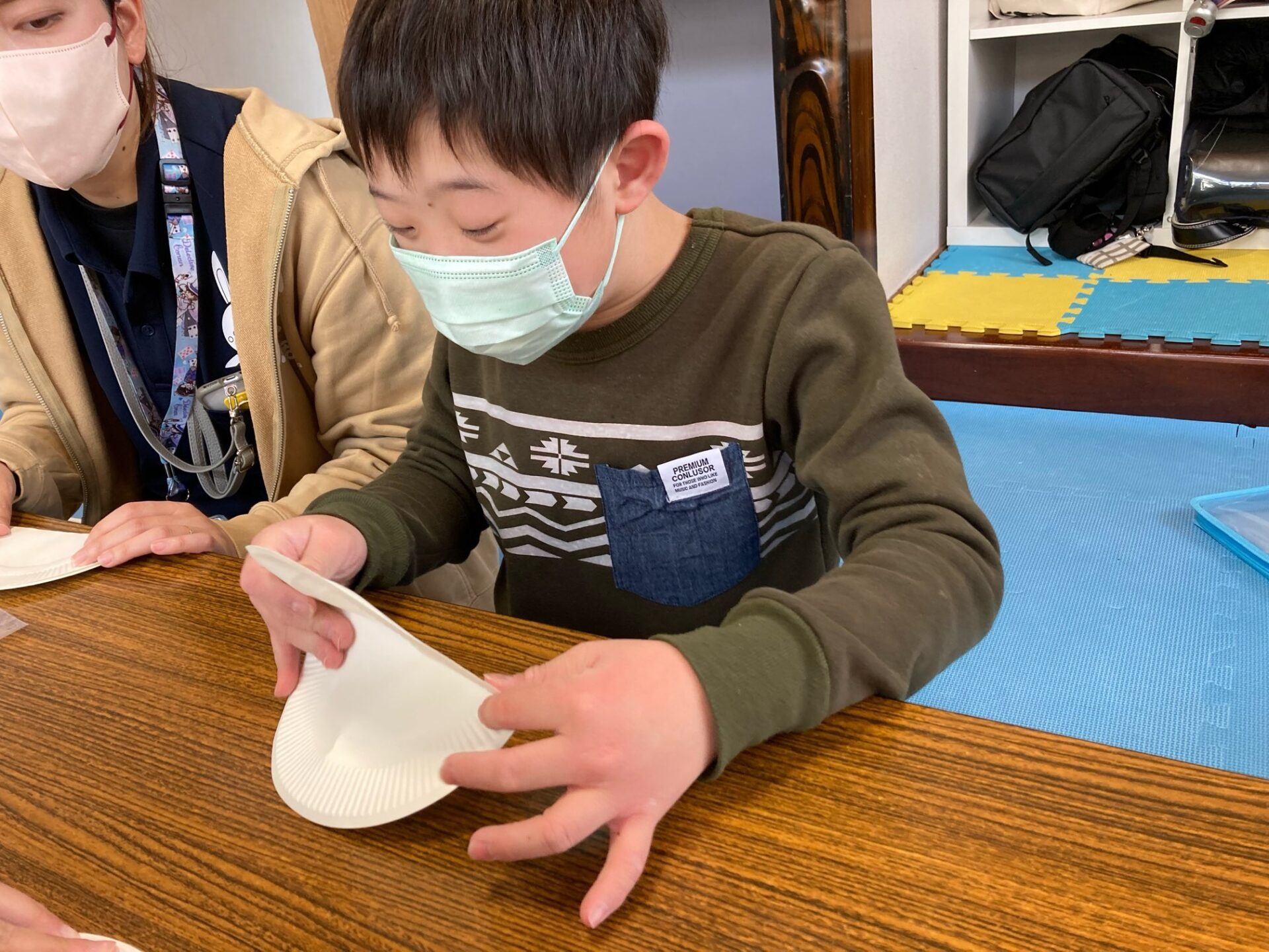 3月15日(水)  ゆらゆらにわとり制作