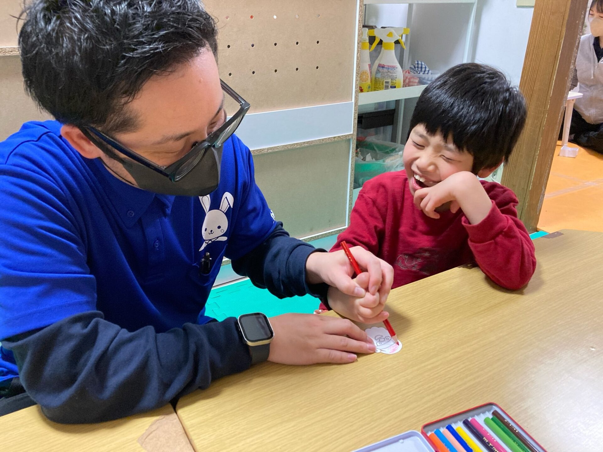 12月9日(火)  ぴょんぴょんサンタ制作
