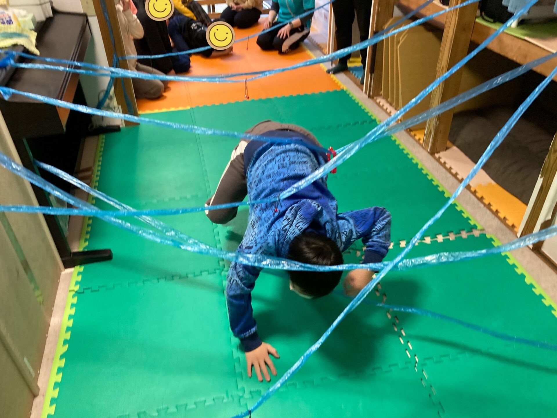 2月19日(月)  くもの巣ゲーム