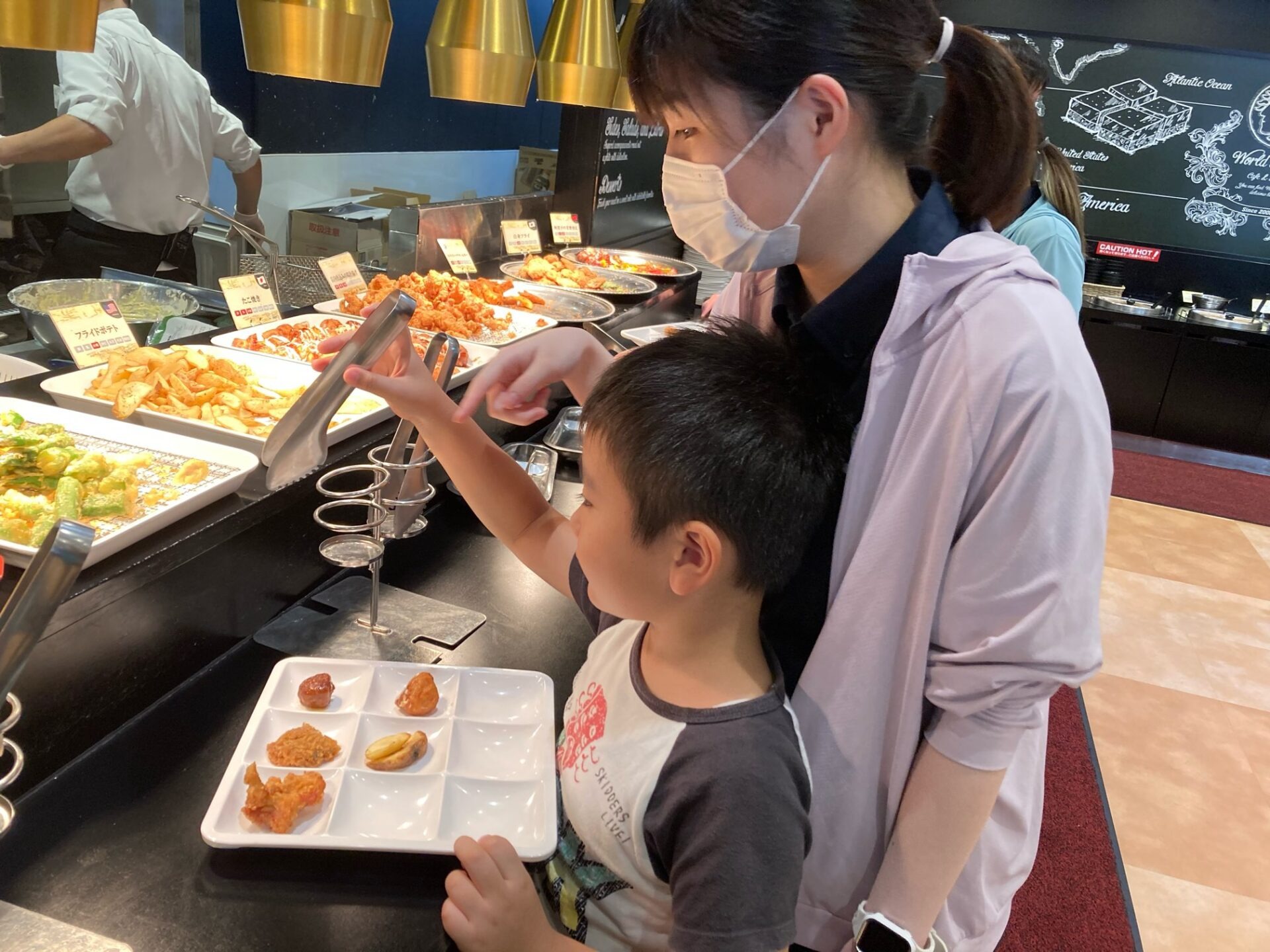 8月7日(月)  バイキングに行こう