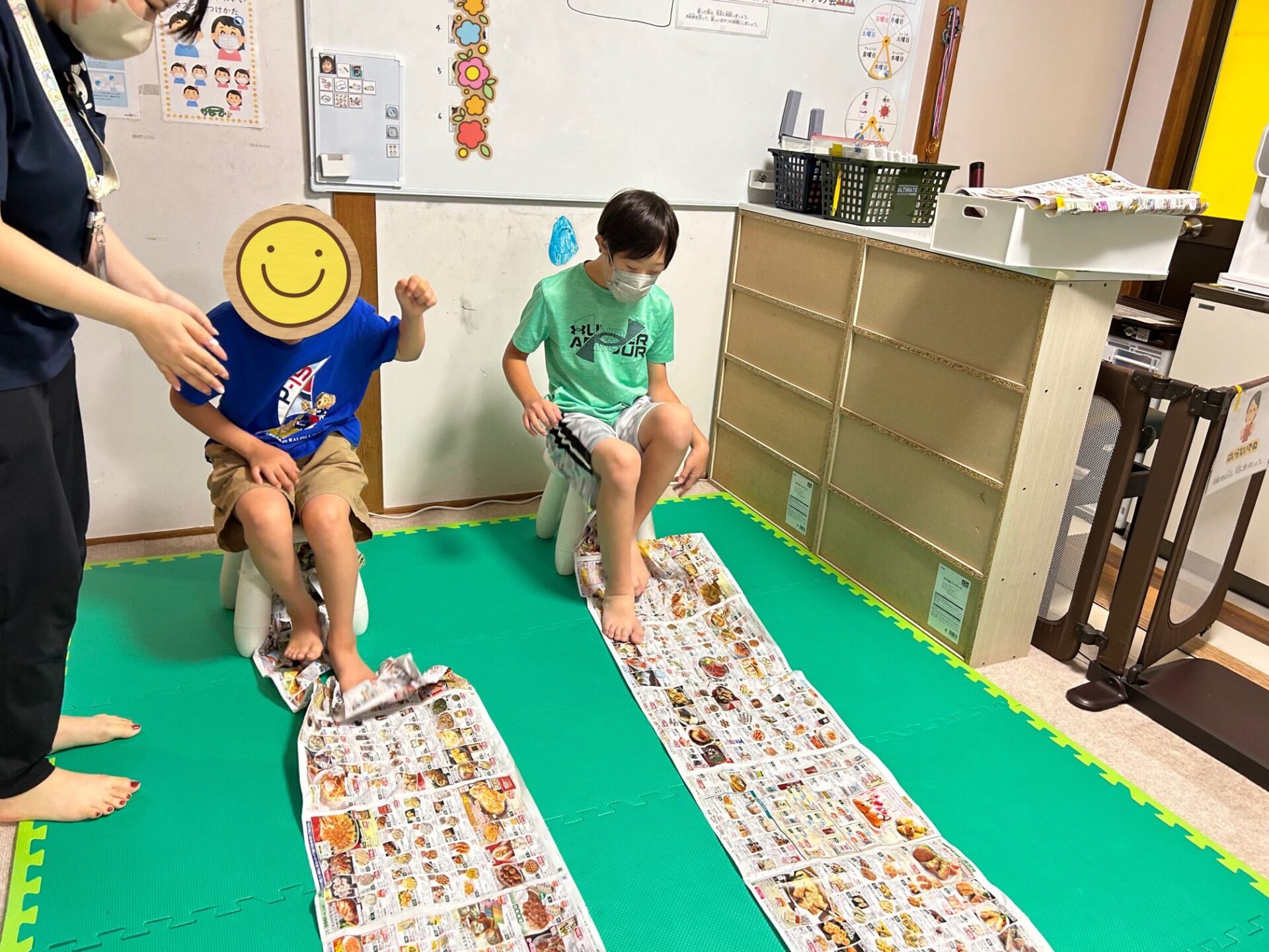 9月14日(木)  新聞紙レース