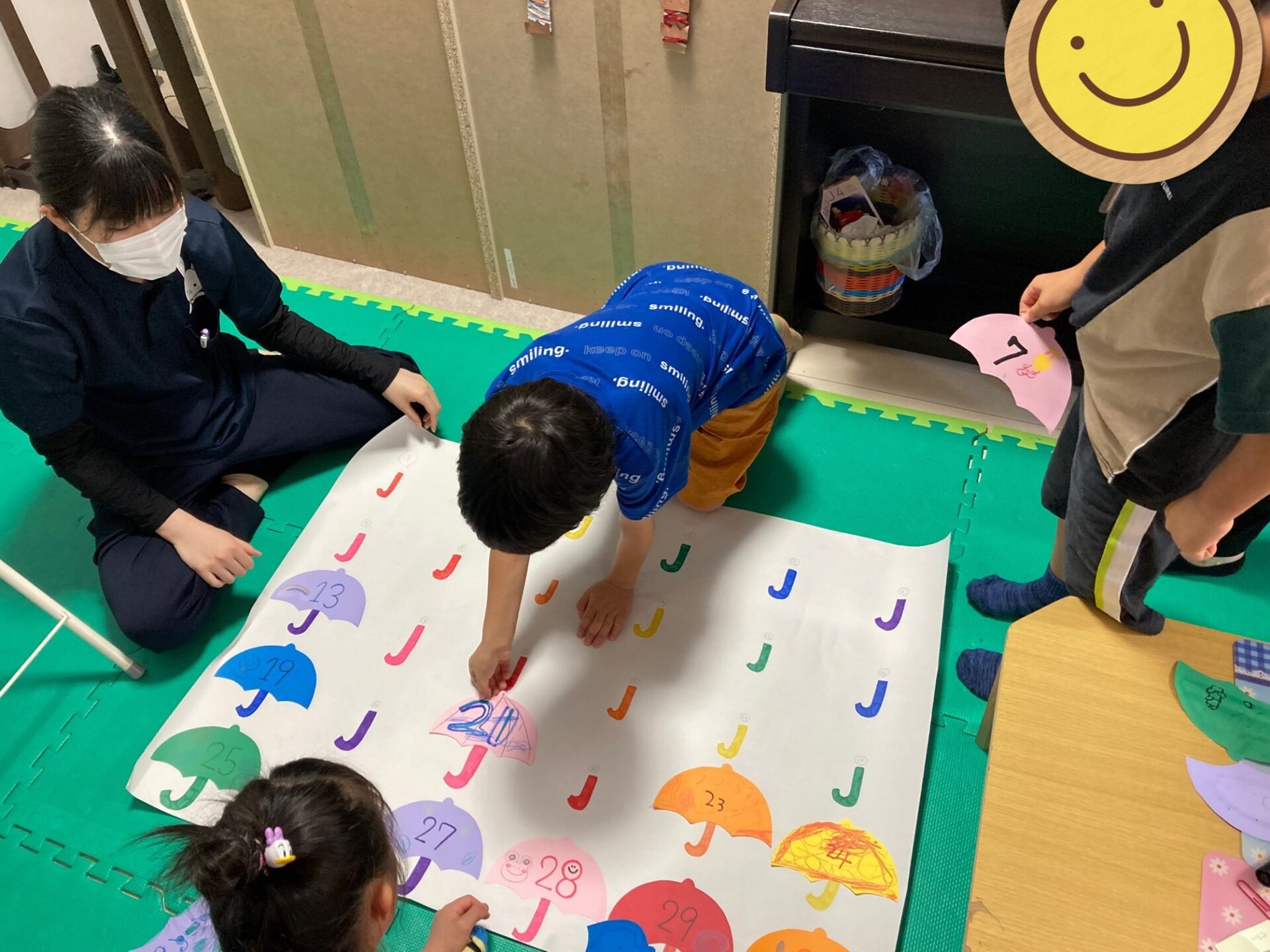 5月25日(土)  6月のカレンダー制作