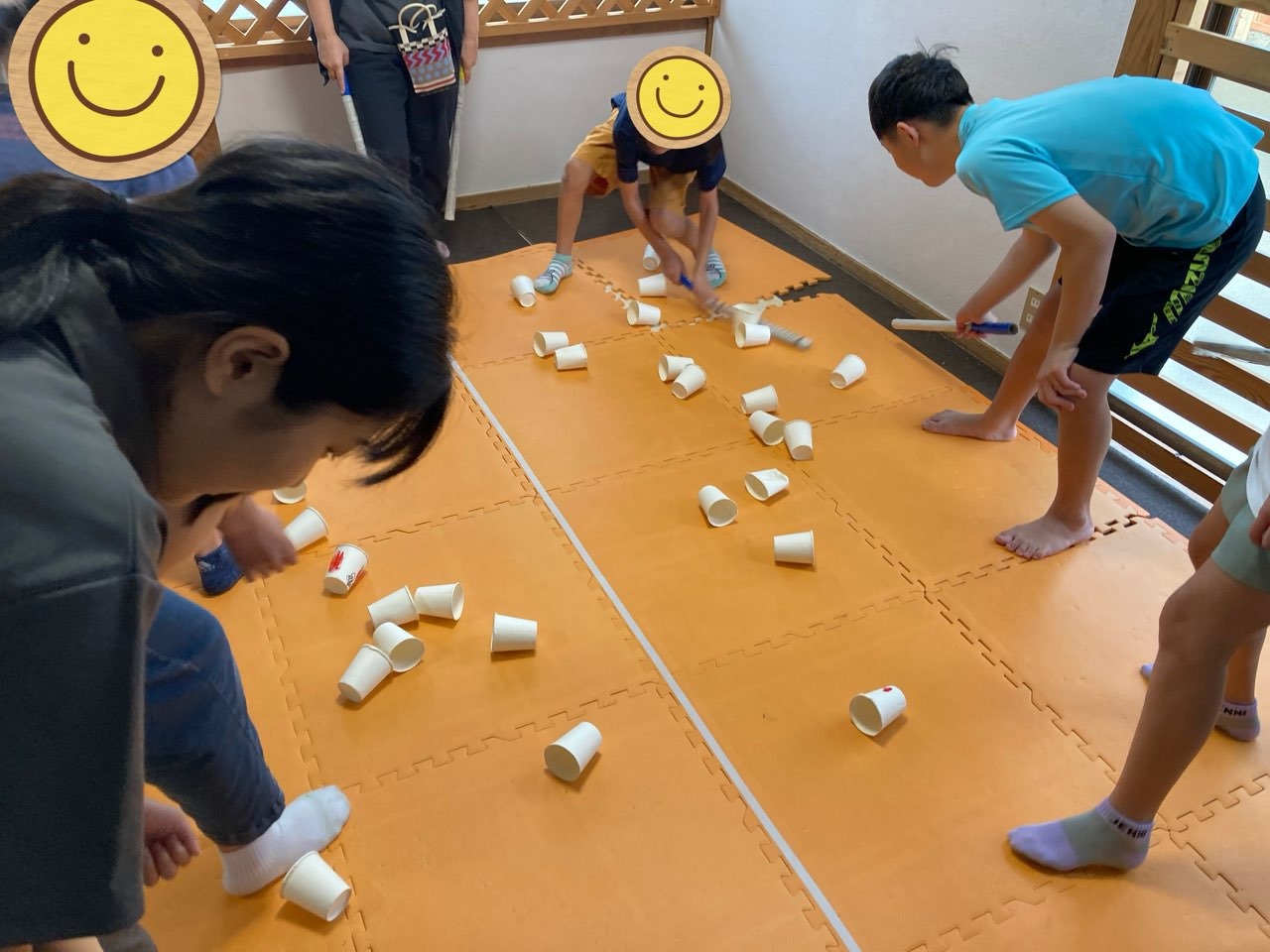 8月12日(火)  あっちに行け！紙コップ！