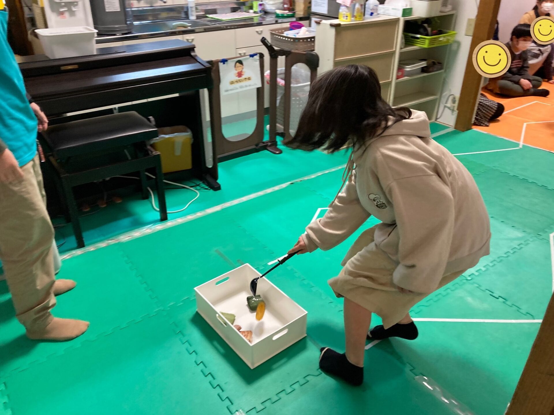 2月14日(火)  チョコレート運びレース