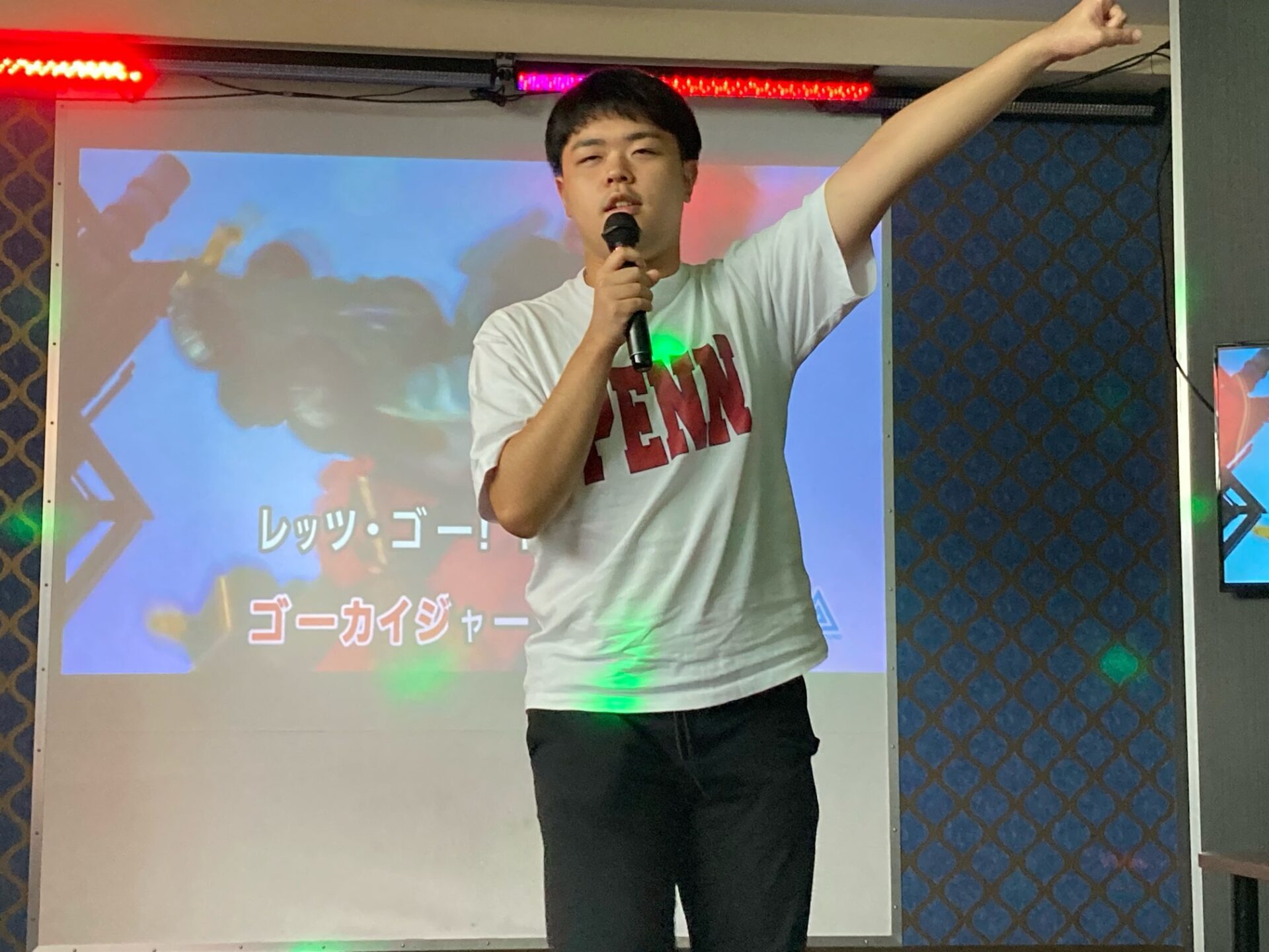 8月25日(金)  カラオケに行こう