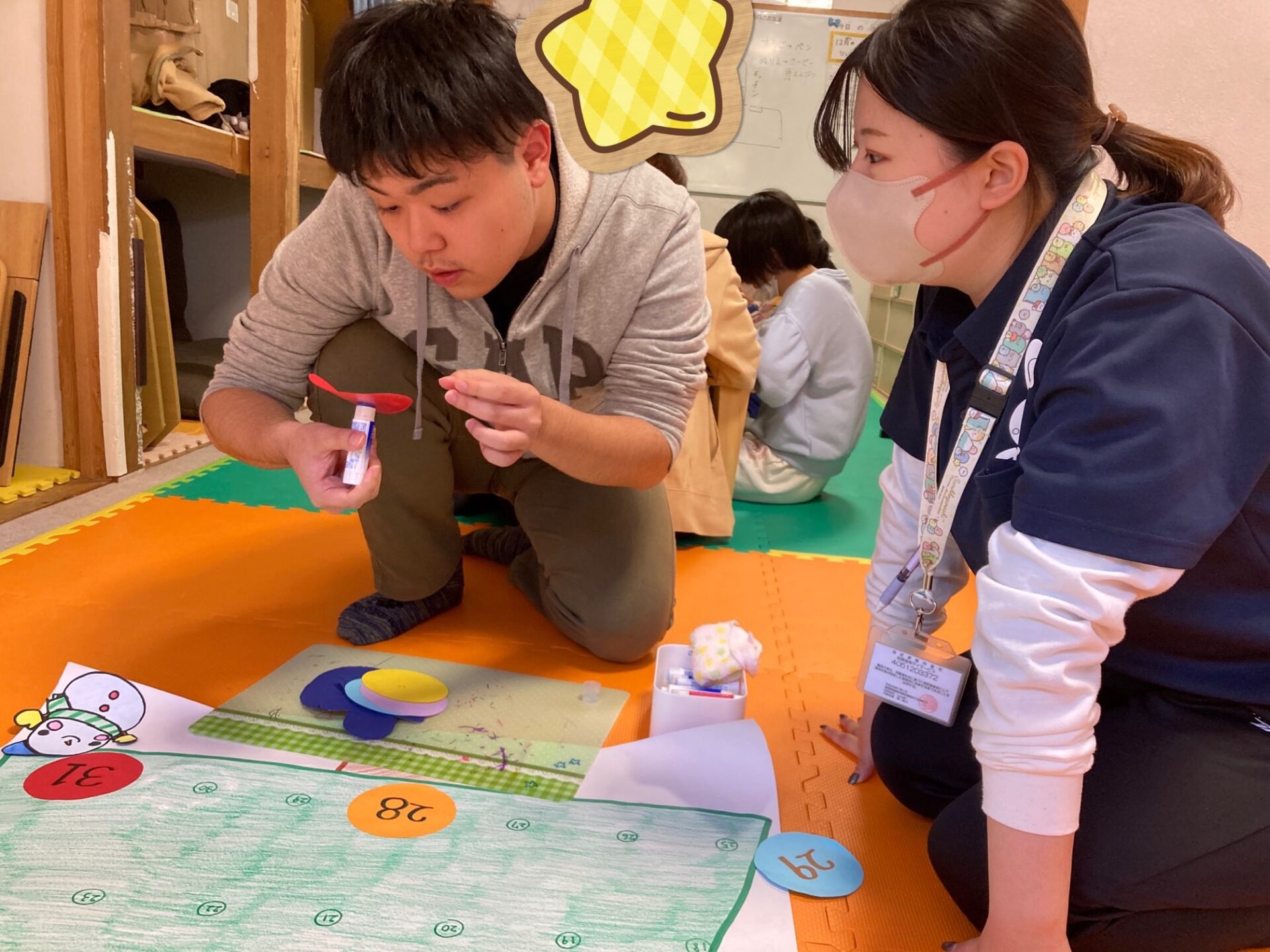 11月25日(土)  12月のカレンダー制作