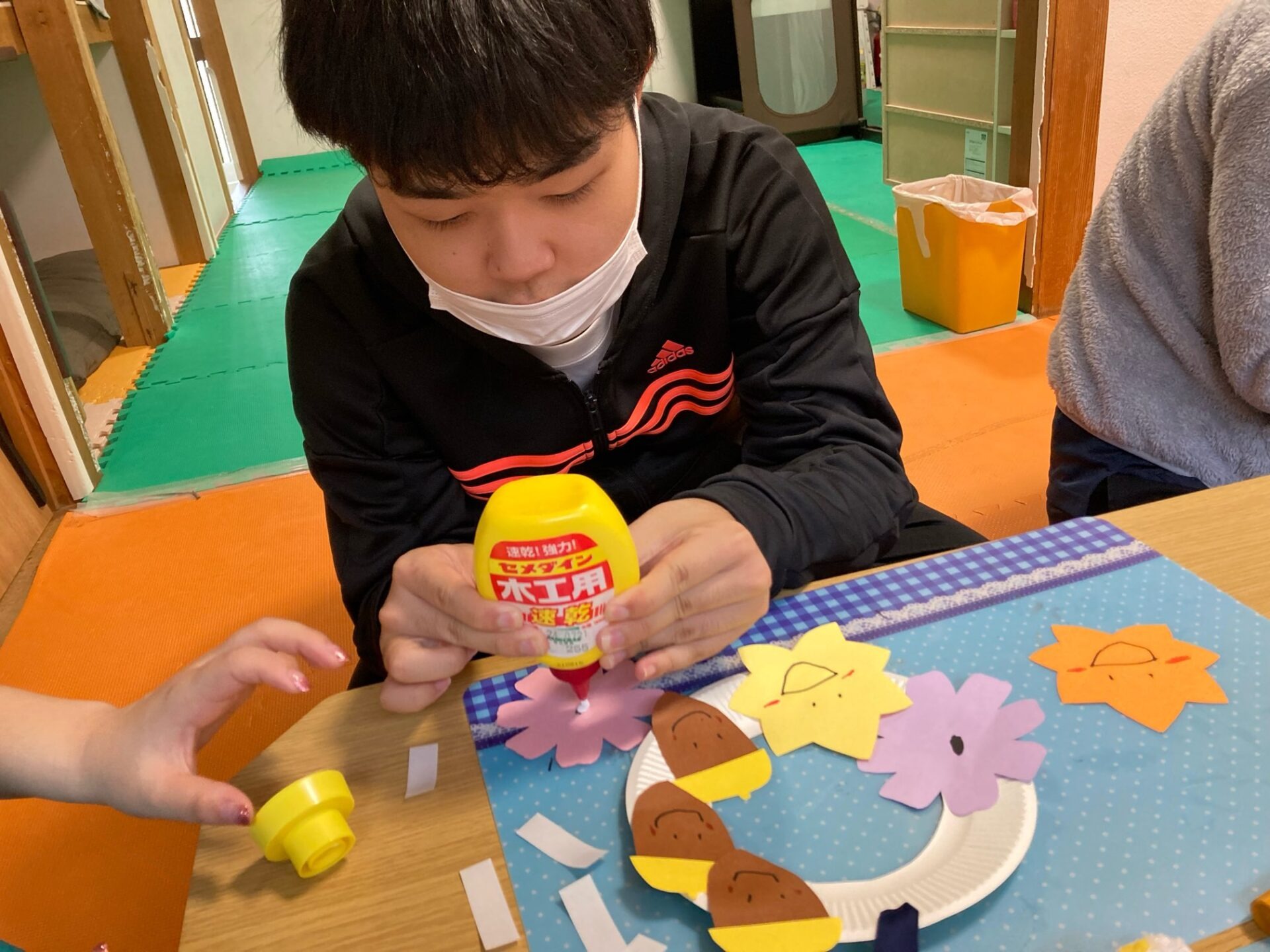 11月19日(土)  秋のリース制作