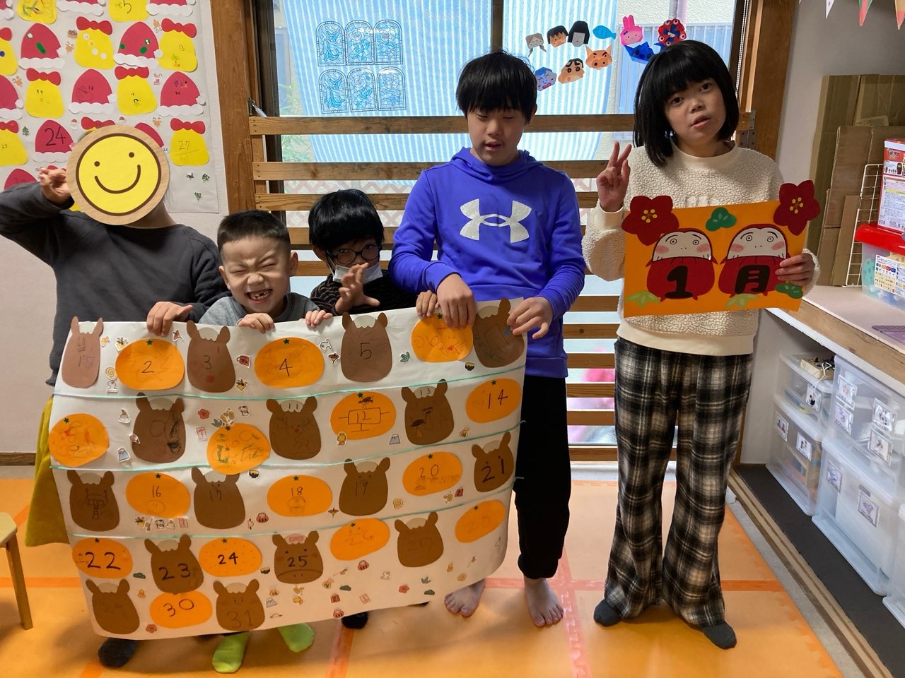 12月27日(土)  1月のカレンダー制作