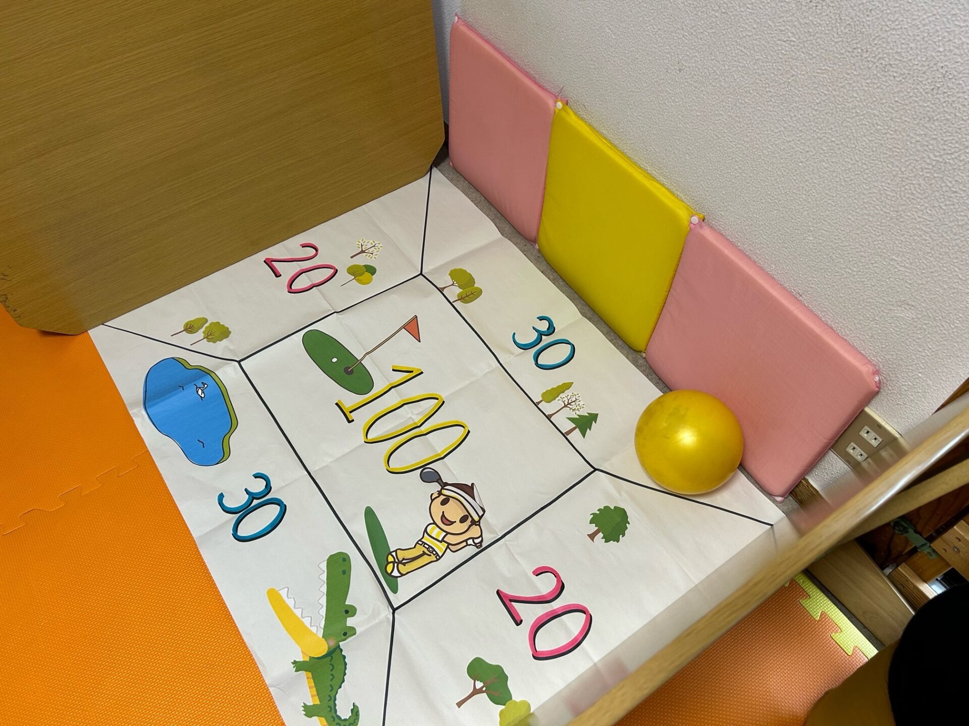 2月26日(月)  新聞紙ゴルフ競争