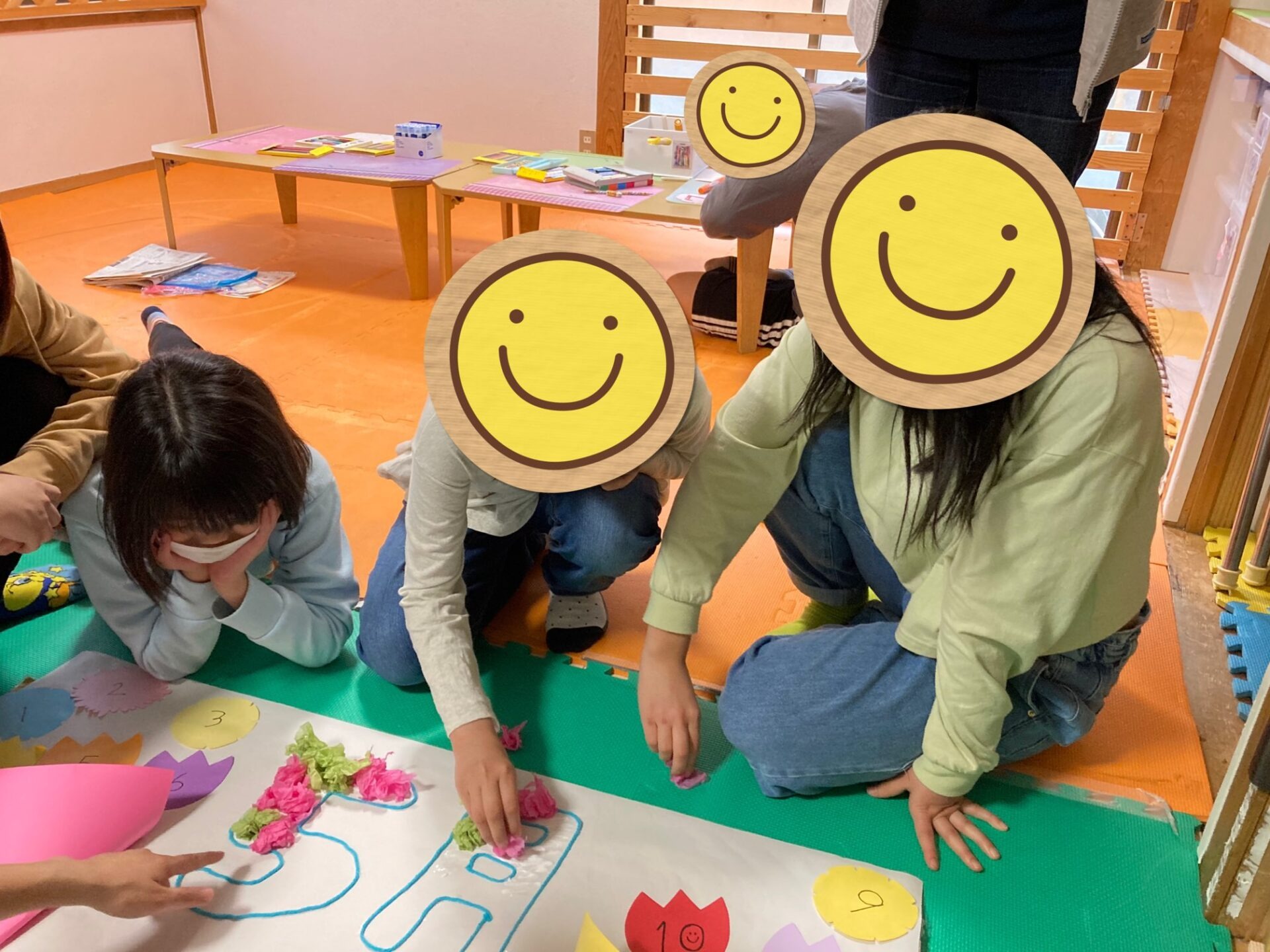 4月24日(月)  5月のカレンダー制作