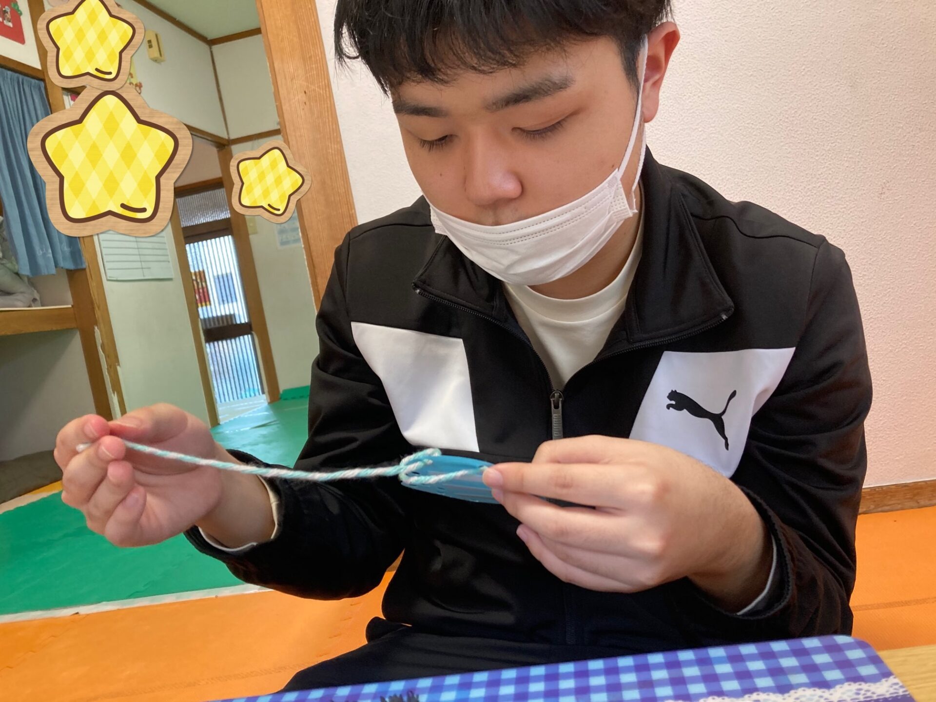 2月8日(水)  手袋制作