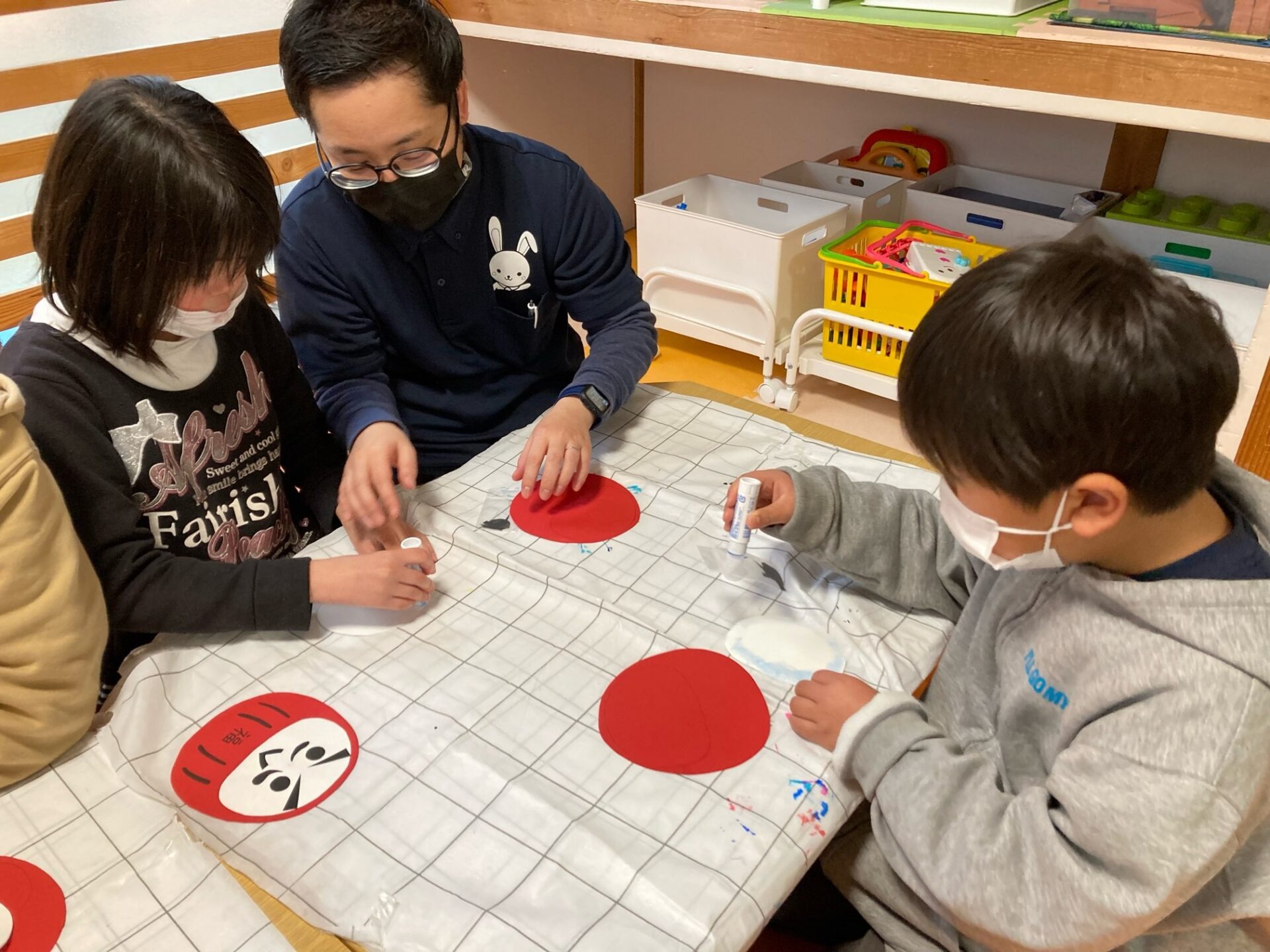 1月13日(木)  平面だるま制作