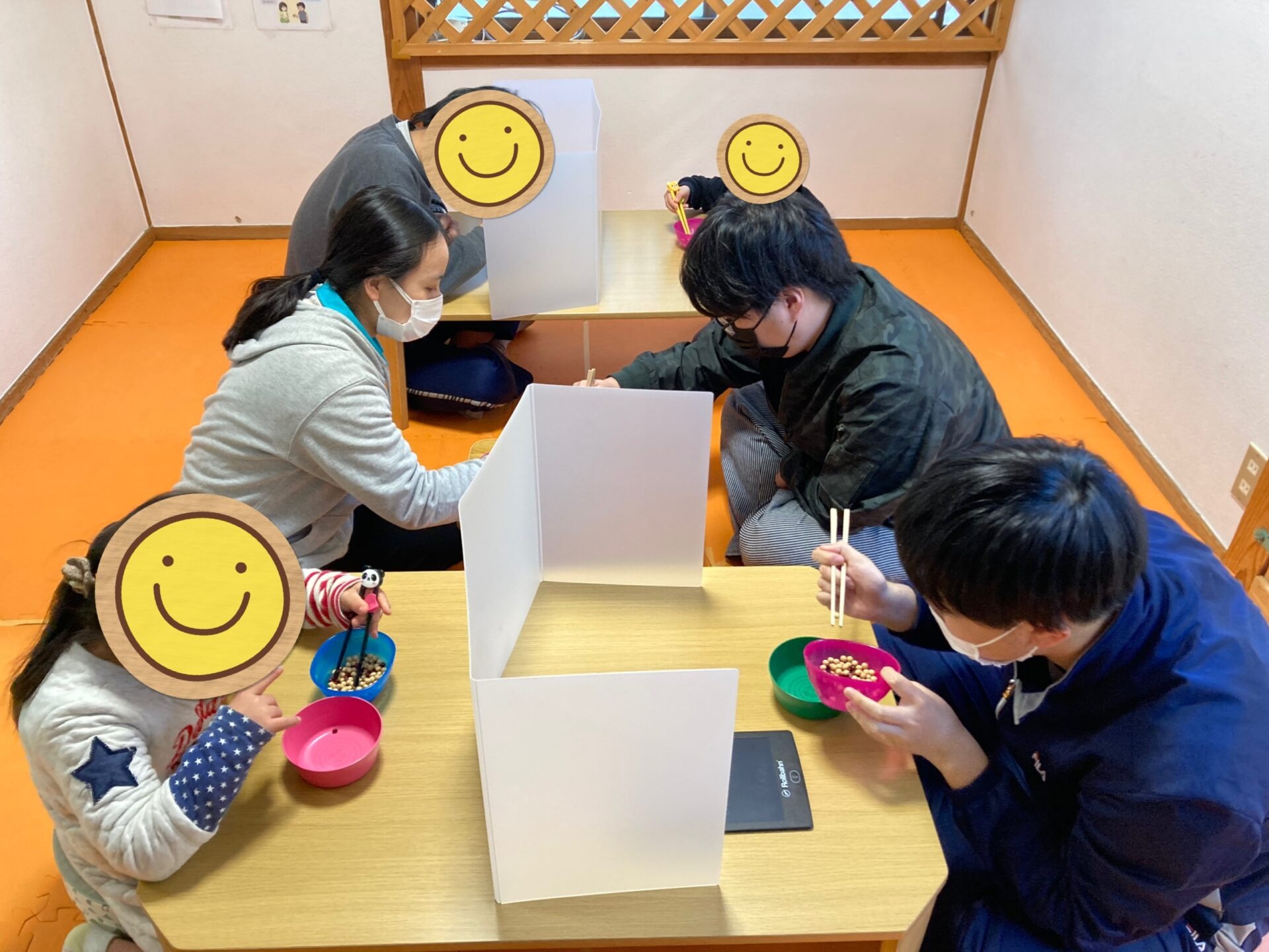 2月9日(水)  豆つかみゲーム