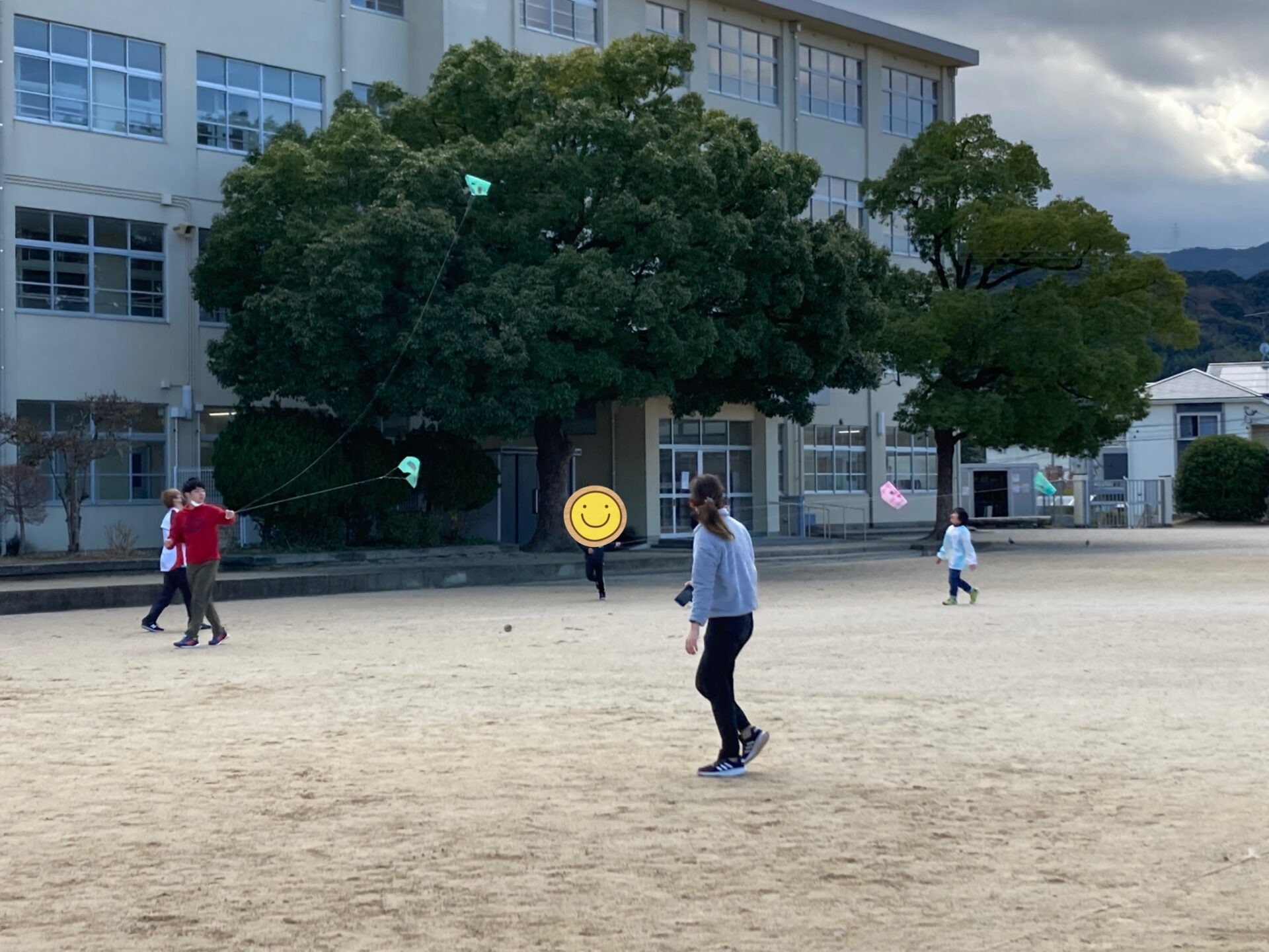 1月6日(木)  凧作り