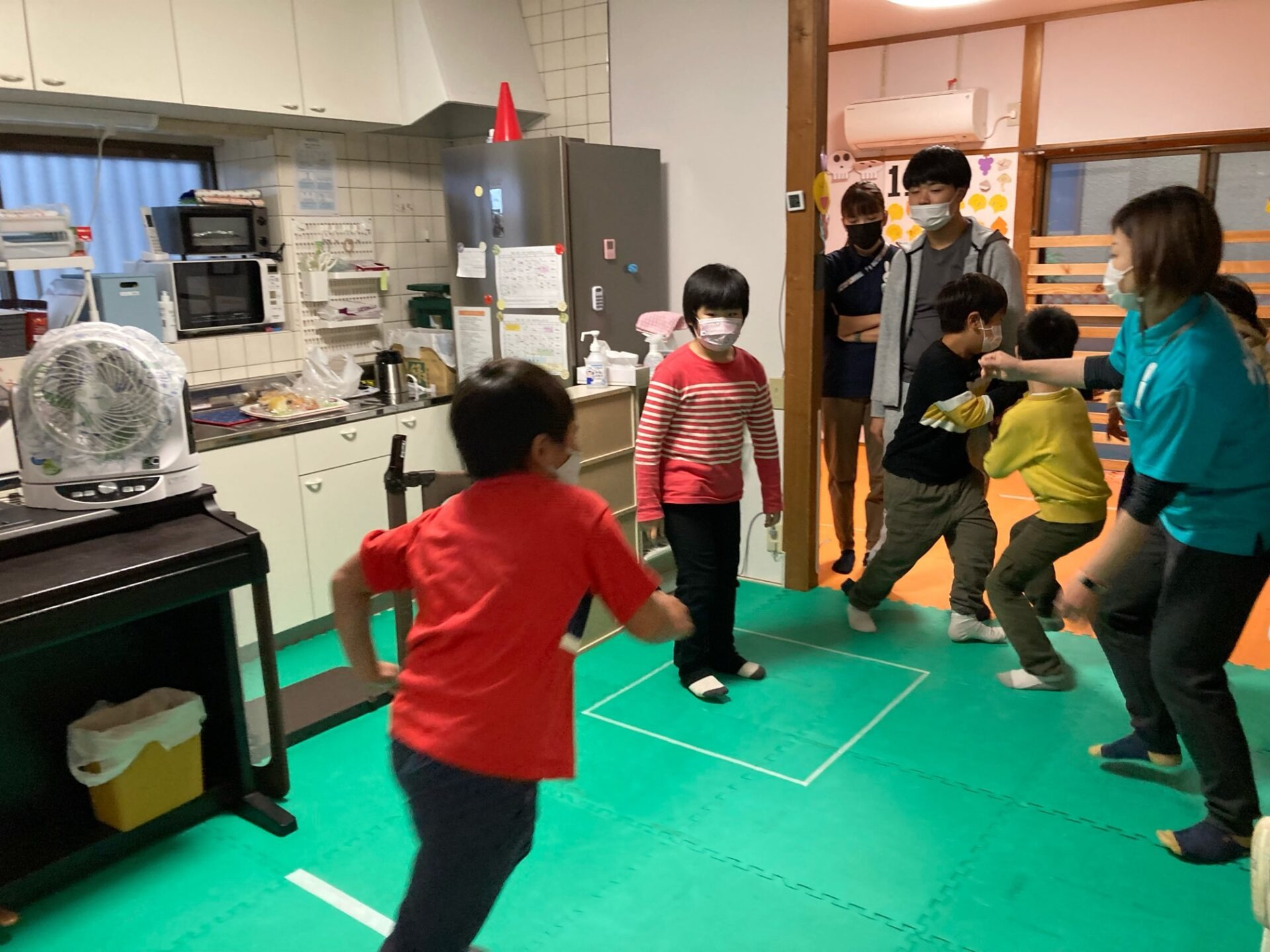 11月9日(火)  オオカミさん今何時ですか？