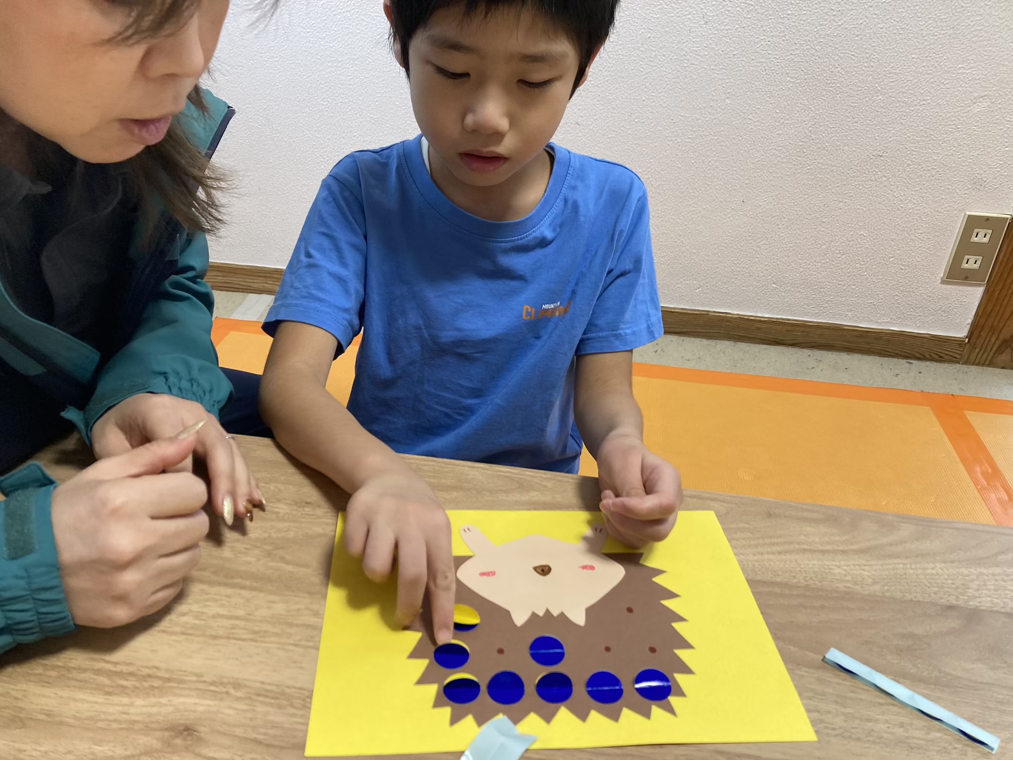 10月6日(火)  ハリネズミ制作