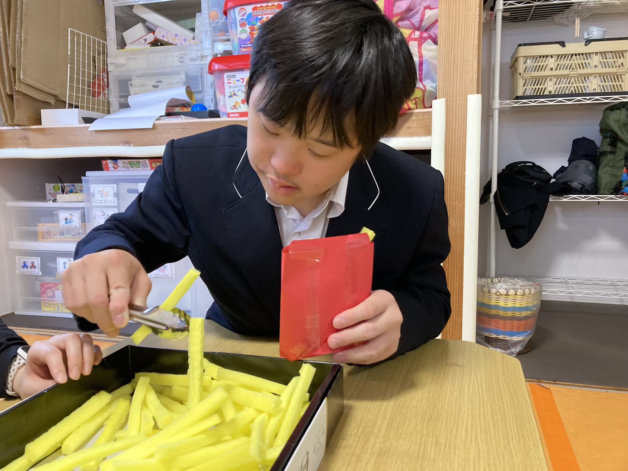 4月20日(月)  ポテト詰めゲーム